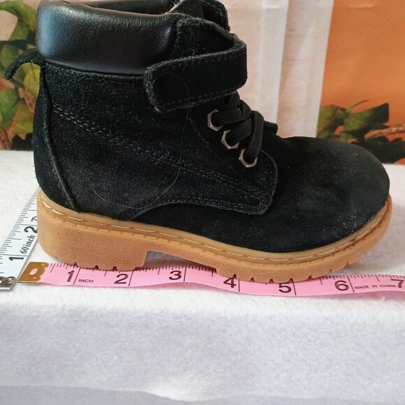 Kids' Black Size 26 EUC Suede Ankle Combat Work Boots - Picture 8 of 11